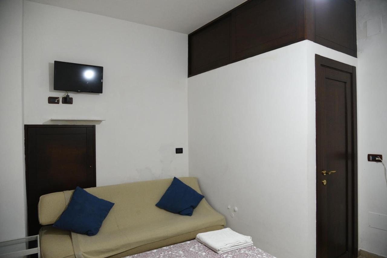 Corte Trecantaia 11 Holiday * Bari