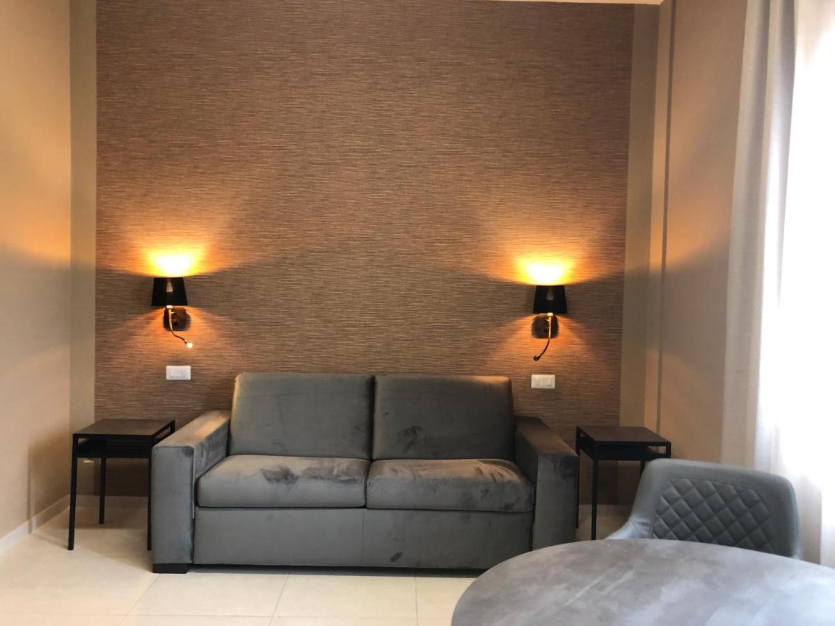 Dante 11 By Apulia Guest house *