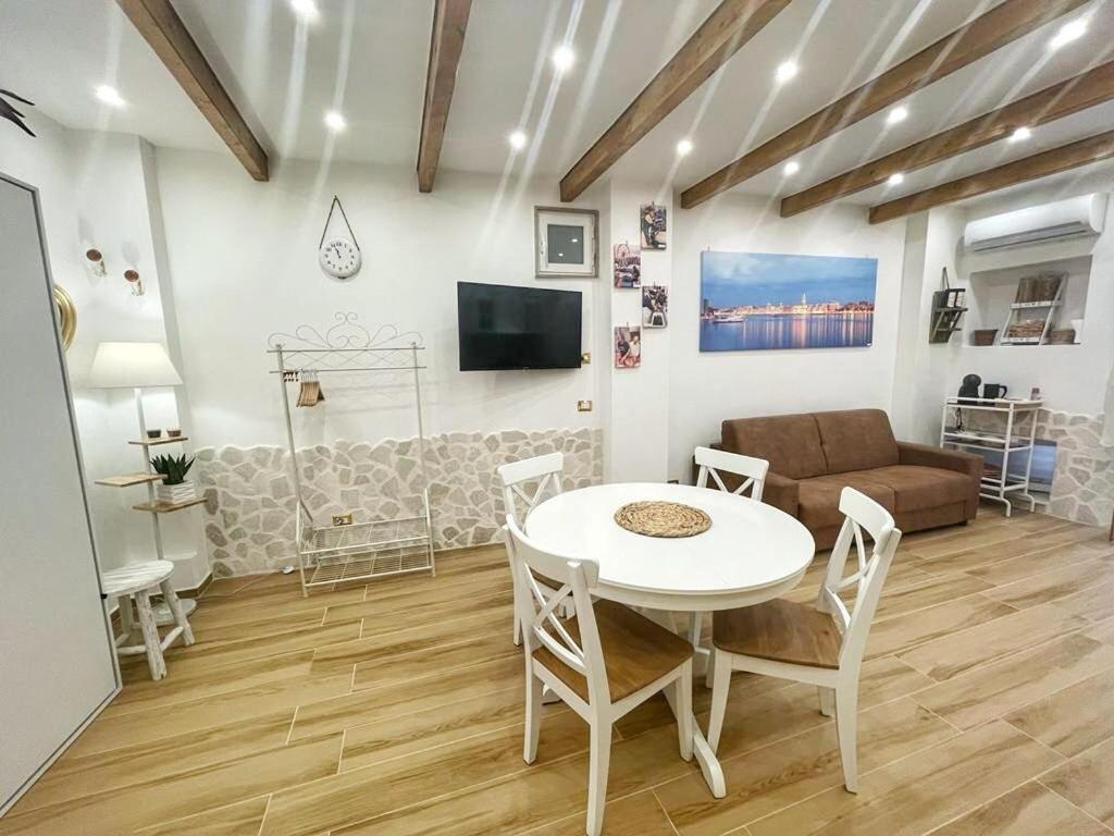 La Perla Nel Borgo Antico Holiday home Bari