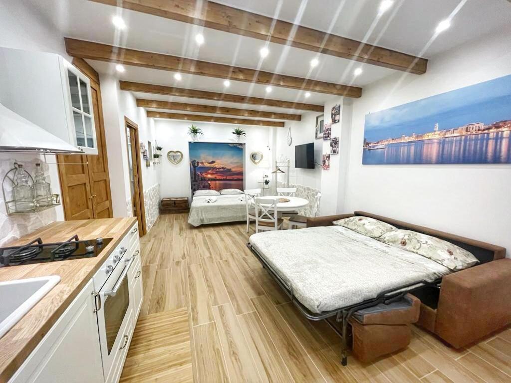 La Perla Nel Borgo Antico Holiday home *