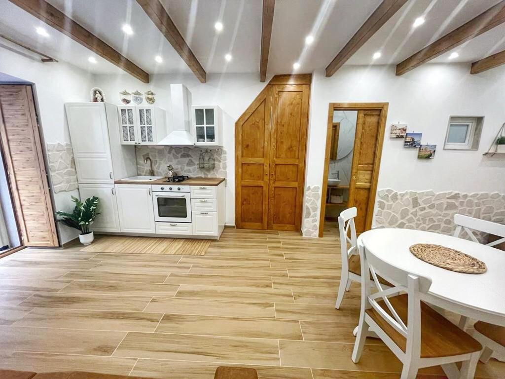 La Perla Nel Borgo Antico * Bari
