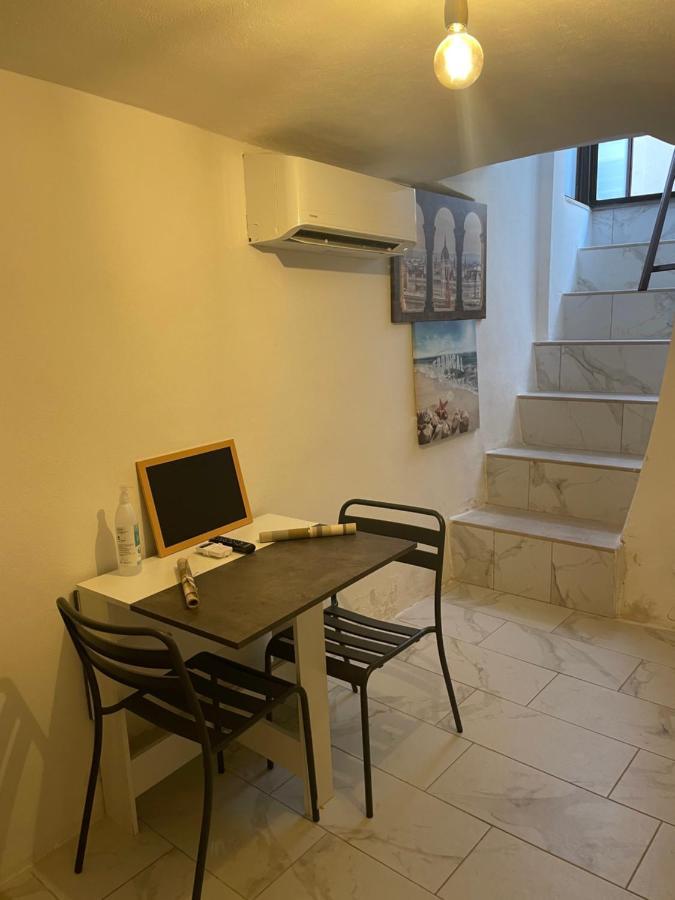 Mory&clary Cave Palese Airport Bed & Breakfast *