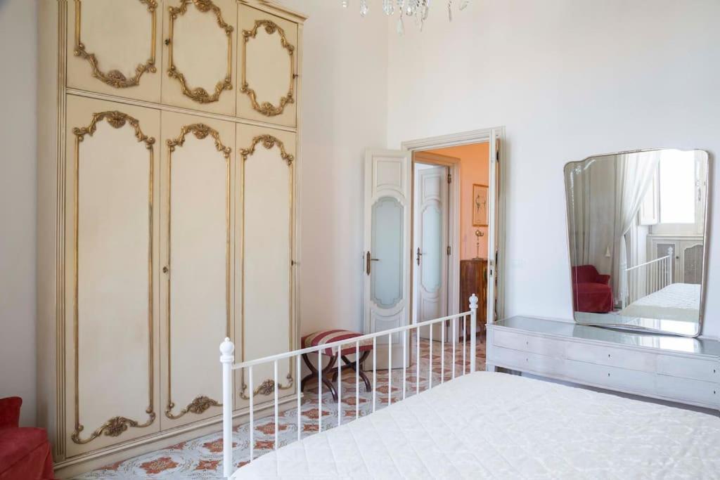 Dimora Colella Sea View * Bari