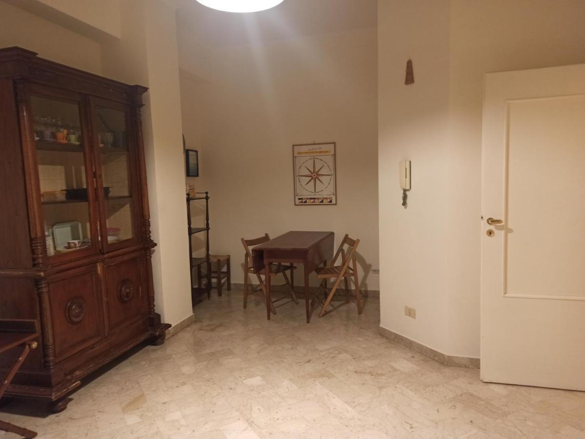 Piccinni House Guest house *