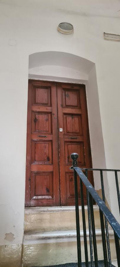 Casa Di Paola Via Napoli Bari