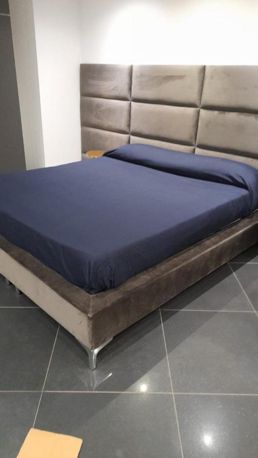 Nocleg ze śniadaniem Airport Deluxe *