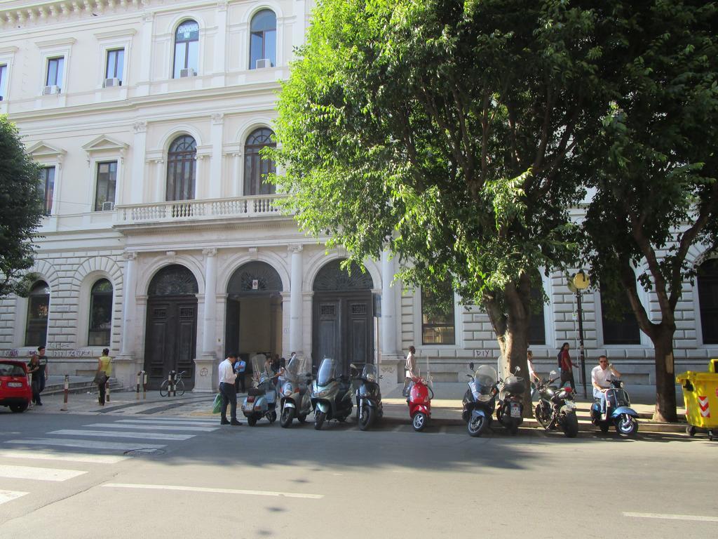Costa Bari