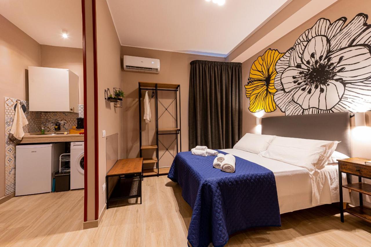 Astare -short Lets In Carrassi- Bari