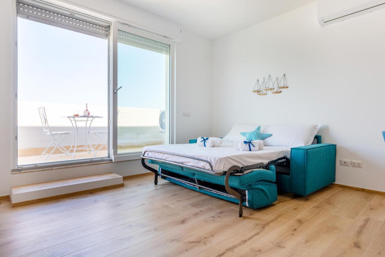 Waterfront With Seaview Balcony *