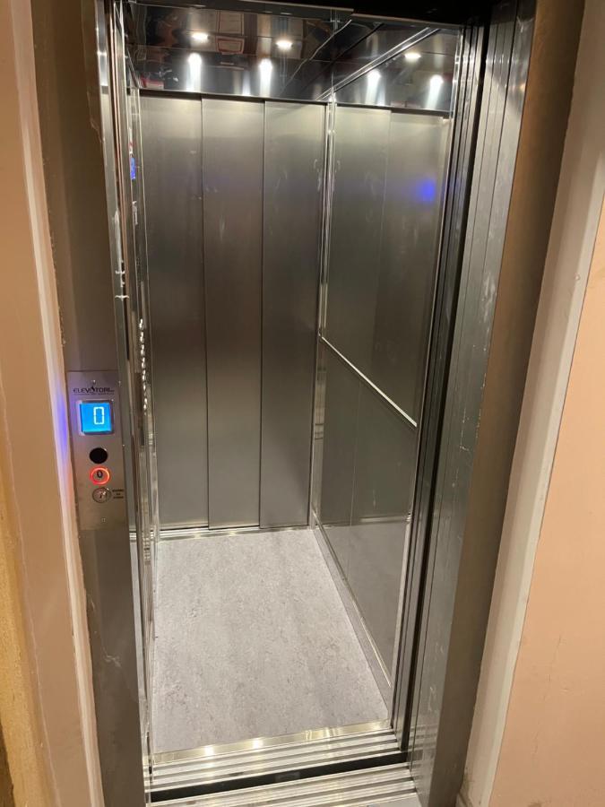Apartment Moderno 2 Bari