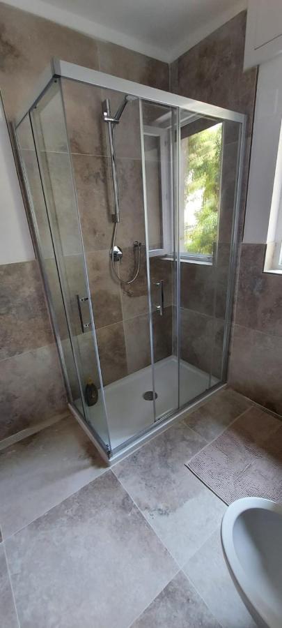 Moderno 2 * Bari
