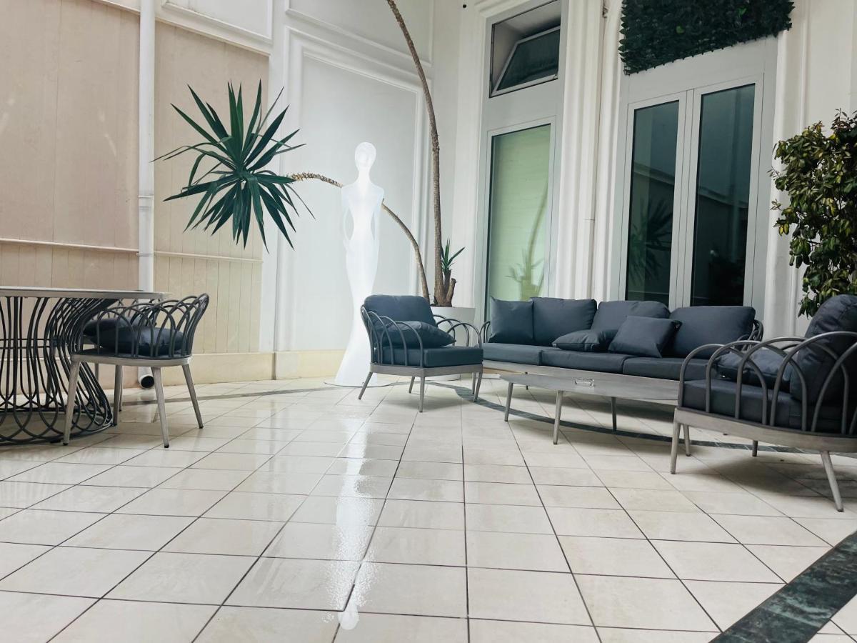 Sisuites Frühstückspension Bari