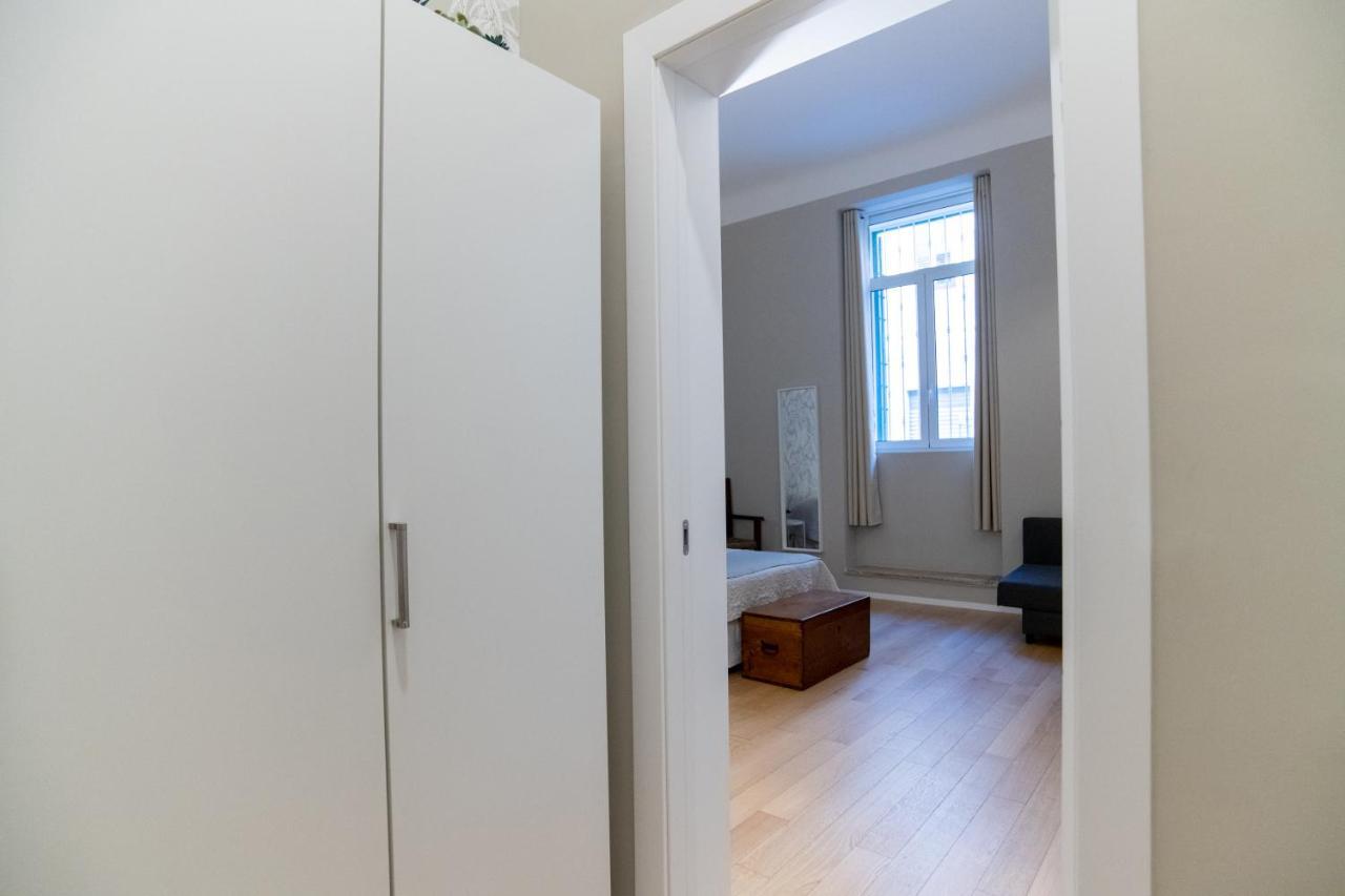 Room24 R Apartment