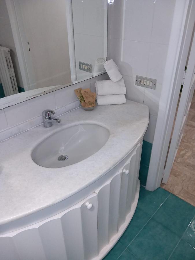 Bed & Breakfast Wendy House *