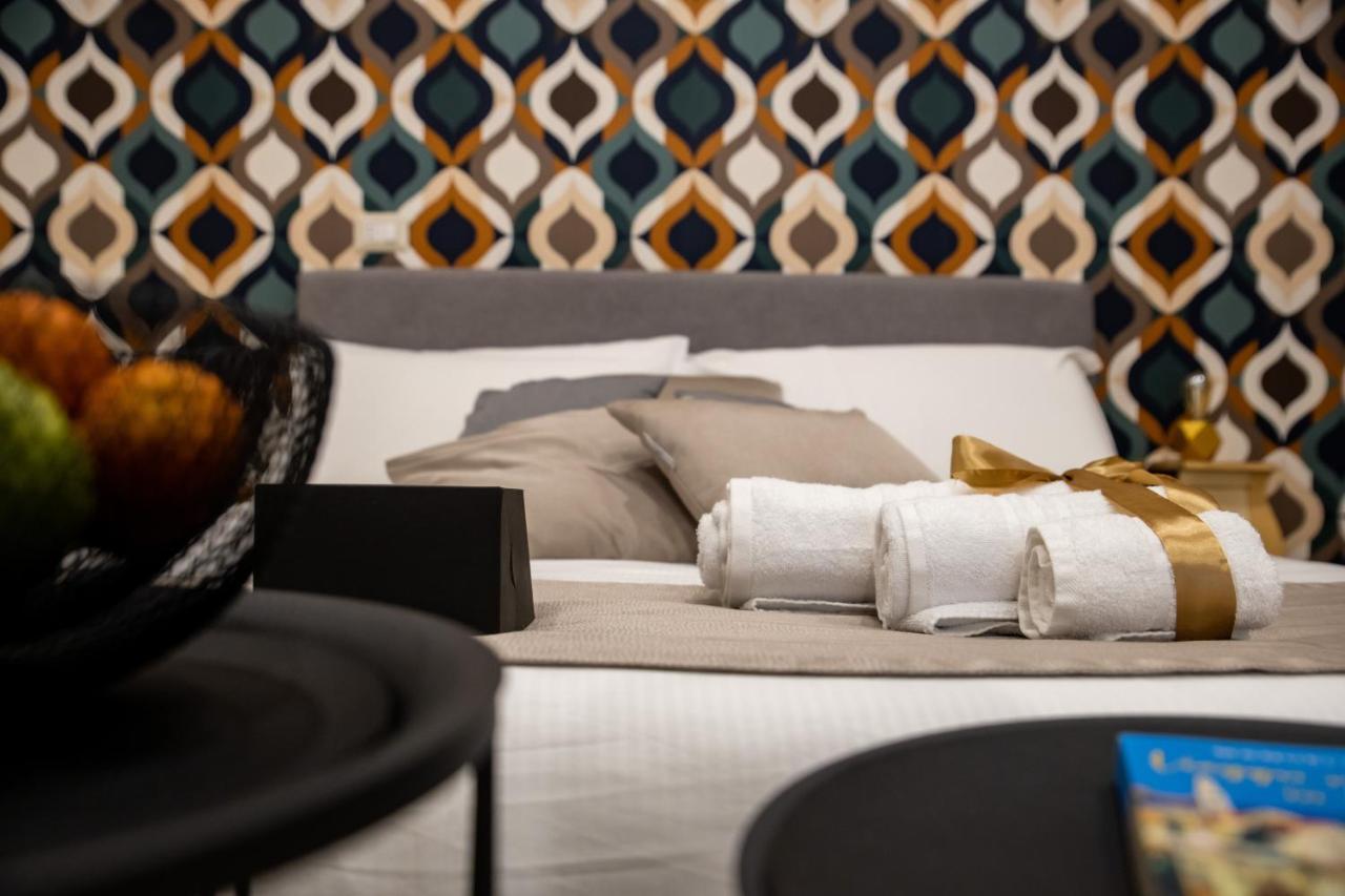 Geometric Art Guest house Bari