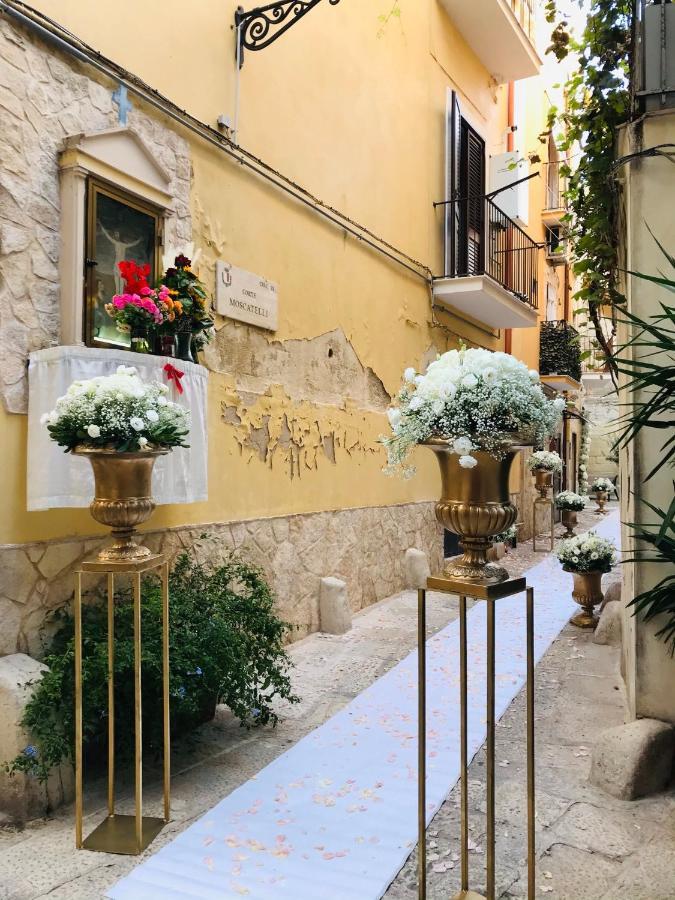 Via Dell'azzurra *