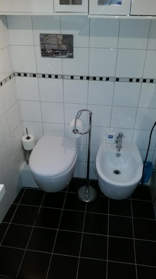 Private Flat By Old Town, Shops, Restaurants * Bari