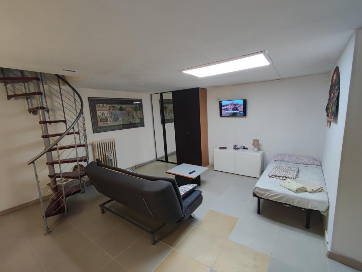 Apartment Private Flat By Old Town, Shops, Restaurants *