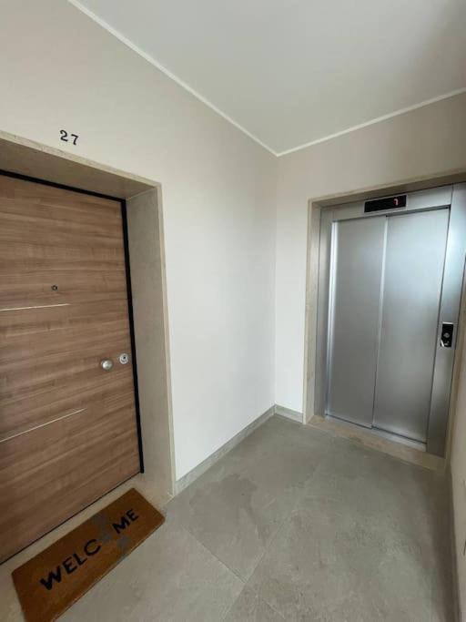 Boulevard Apartment