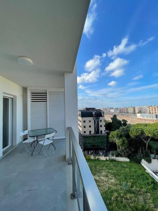 Apartment Boulevard *