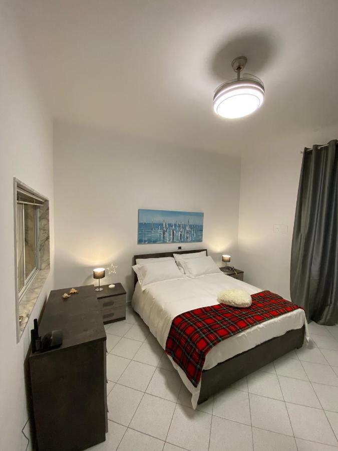 Piano Apartment *