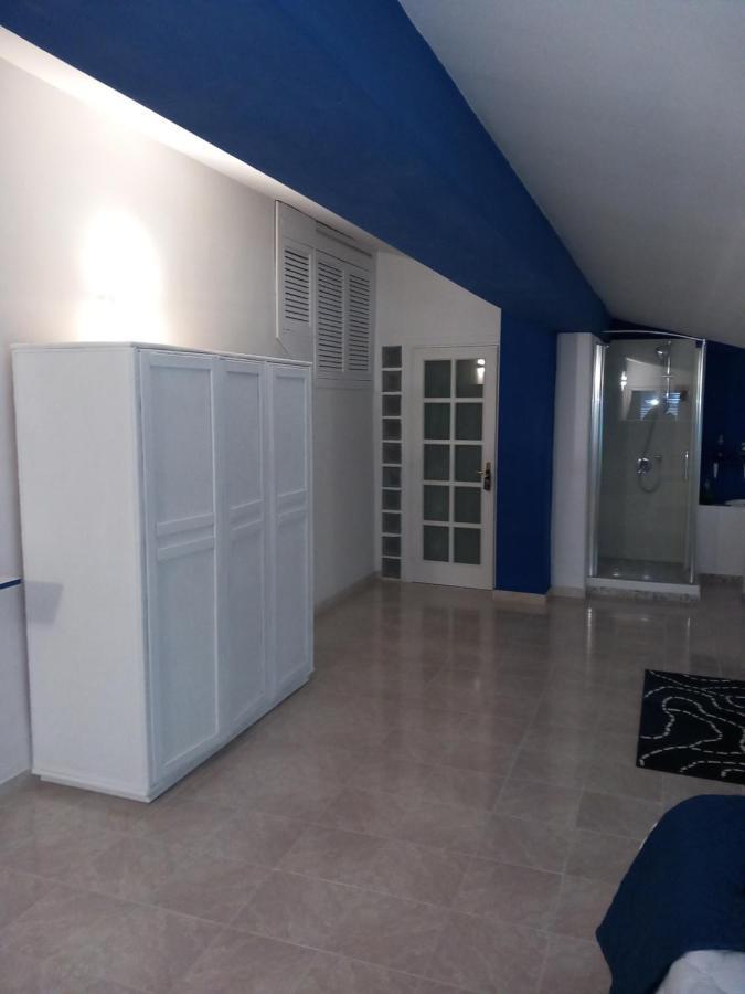 Wendy House * Bari