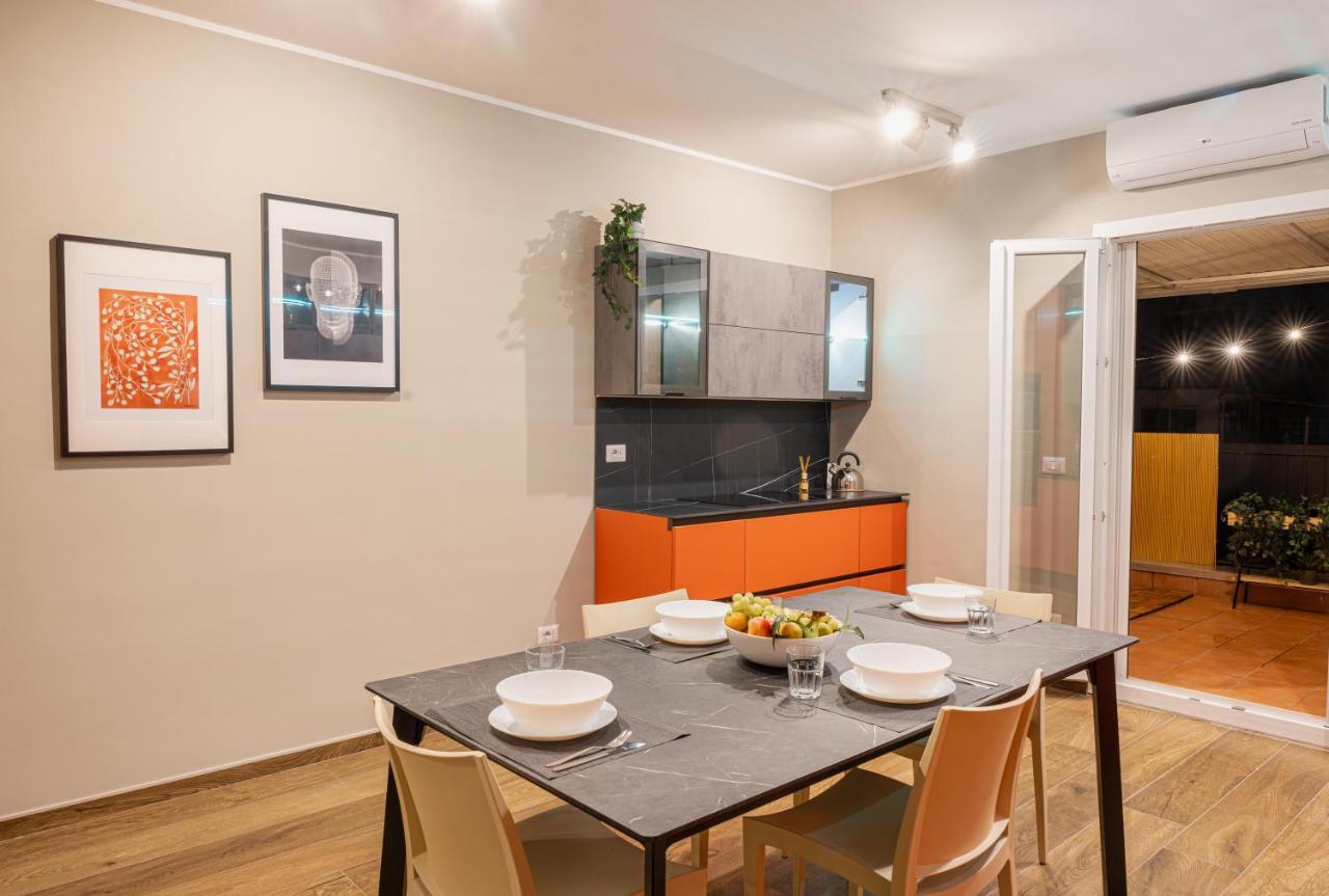 Apulialux Center Loft Con & Netflix Apartment Bari