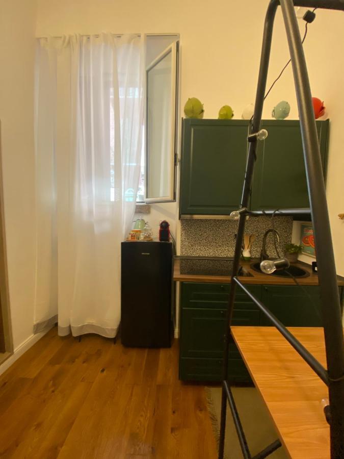 Stanza Camilla Apartment