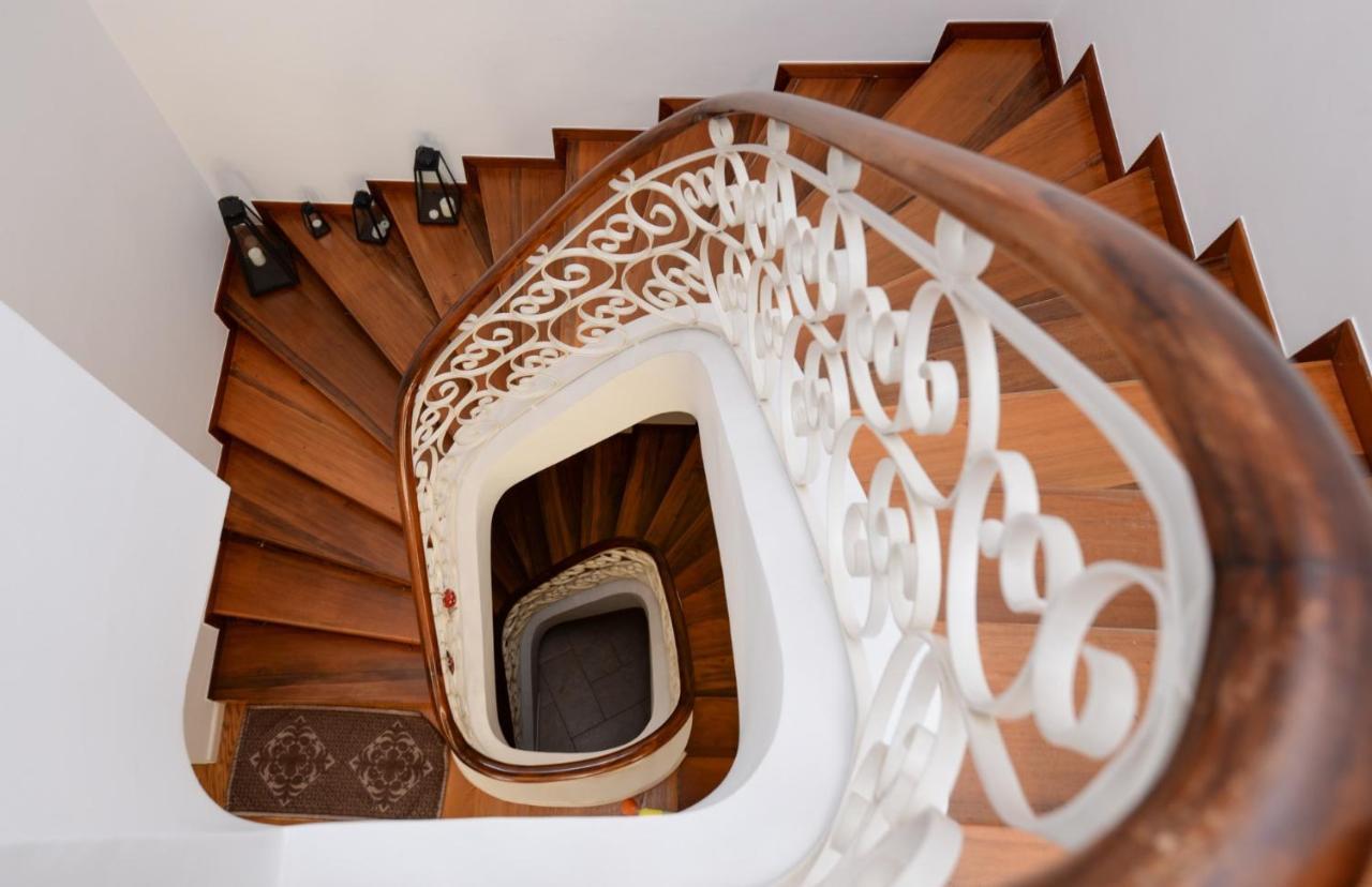 Căn hộ Casa Torre Di Specchio Con Piscina Bari