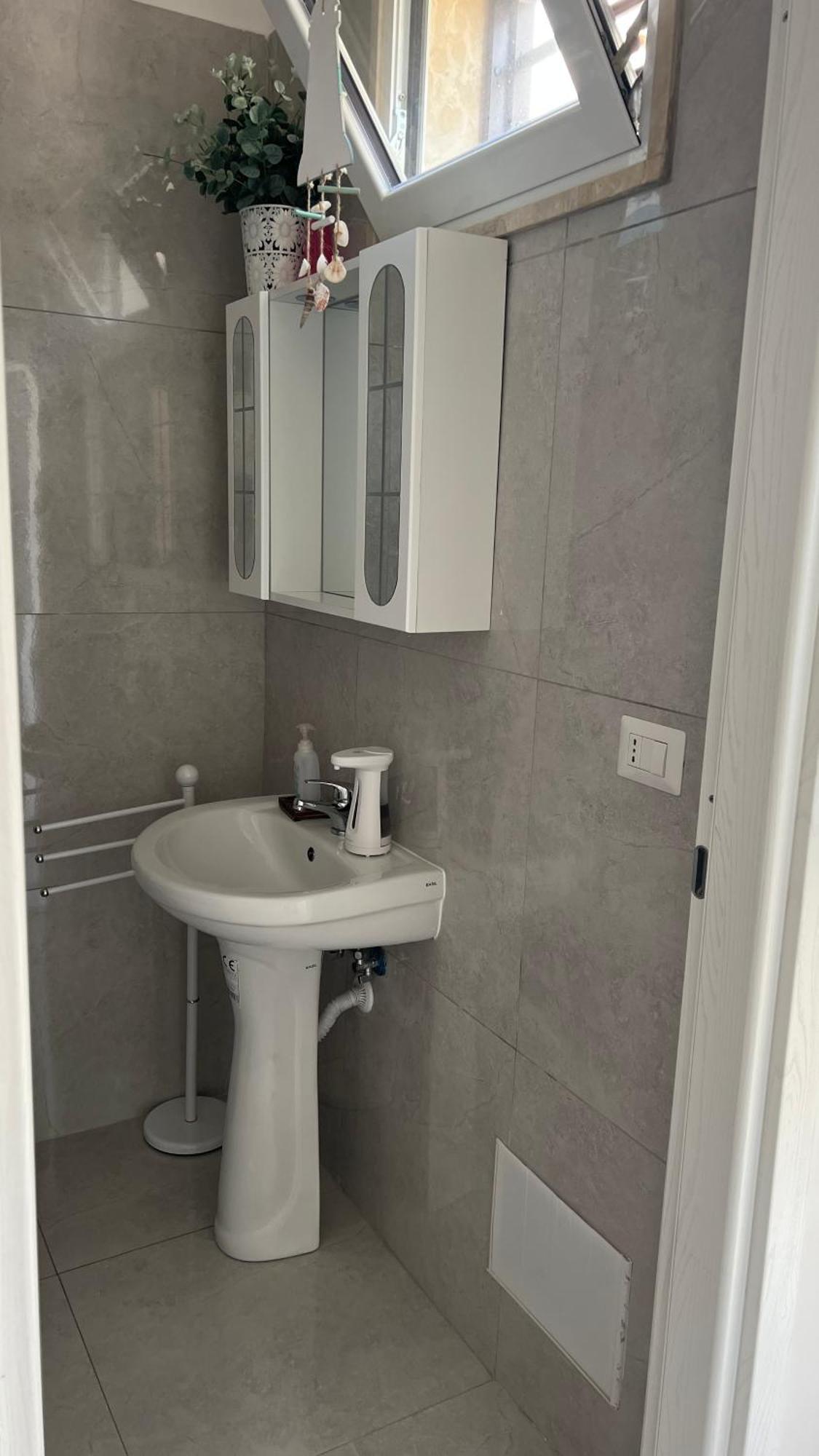 Faro's Guest house Bari
