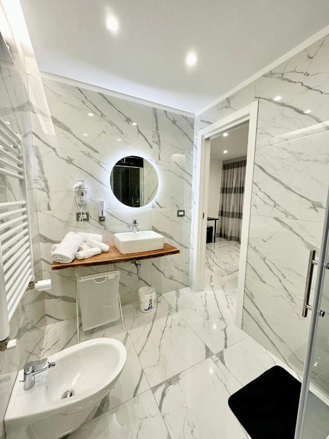 Oltremare Luxury Suites *