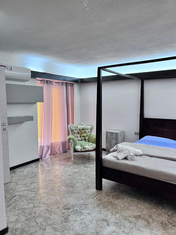Castello Bed & Breakfast *