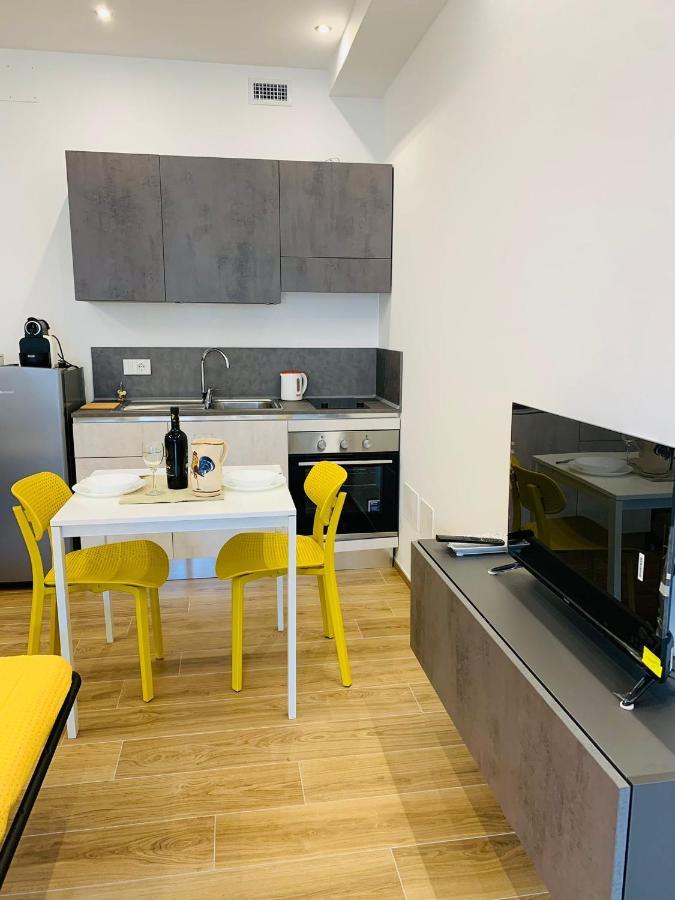 Domus13-with Private Parking Bari