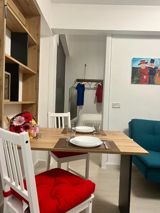Ludo's Flat Center Apartment Bari