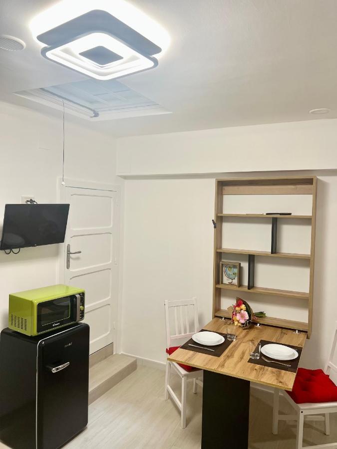 Ludo's Flat Center Apartment Bari