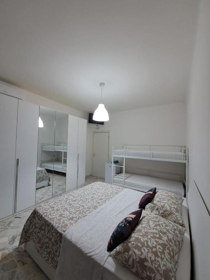 Goffredo Mameli House Gasthof Bari