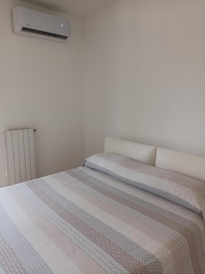 Airport And Sea Holiday home