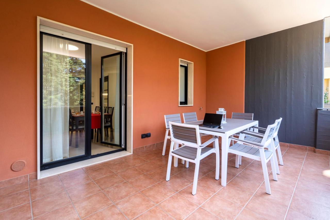 Boscoincitta With Garage And Whirlpool Tub Apartamento