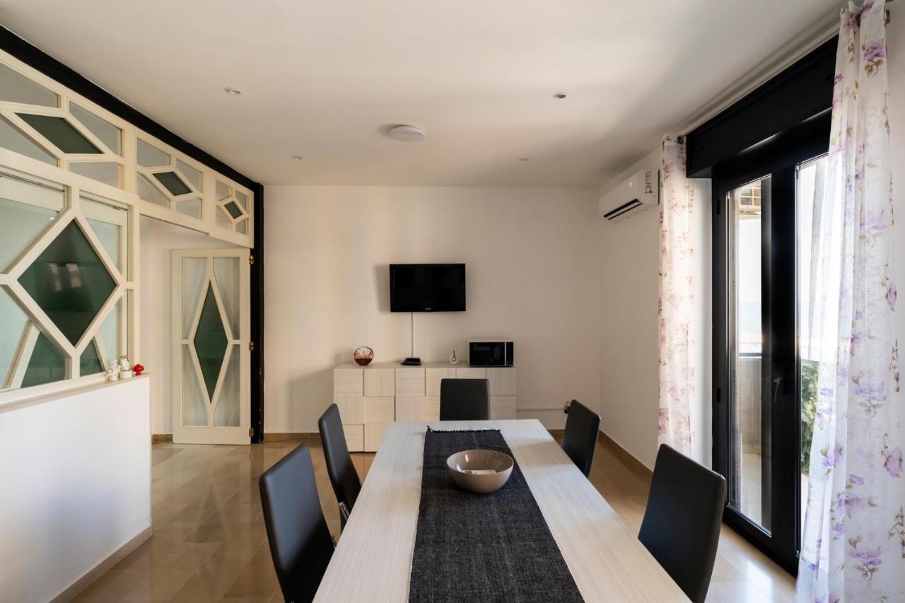 Apartment Casa Lungomare Ix Maggio By Wonderful Italy *