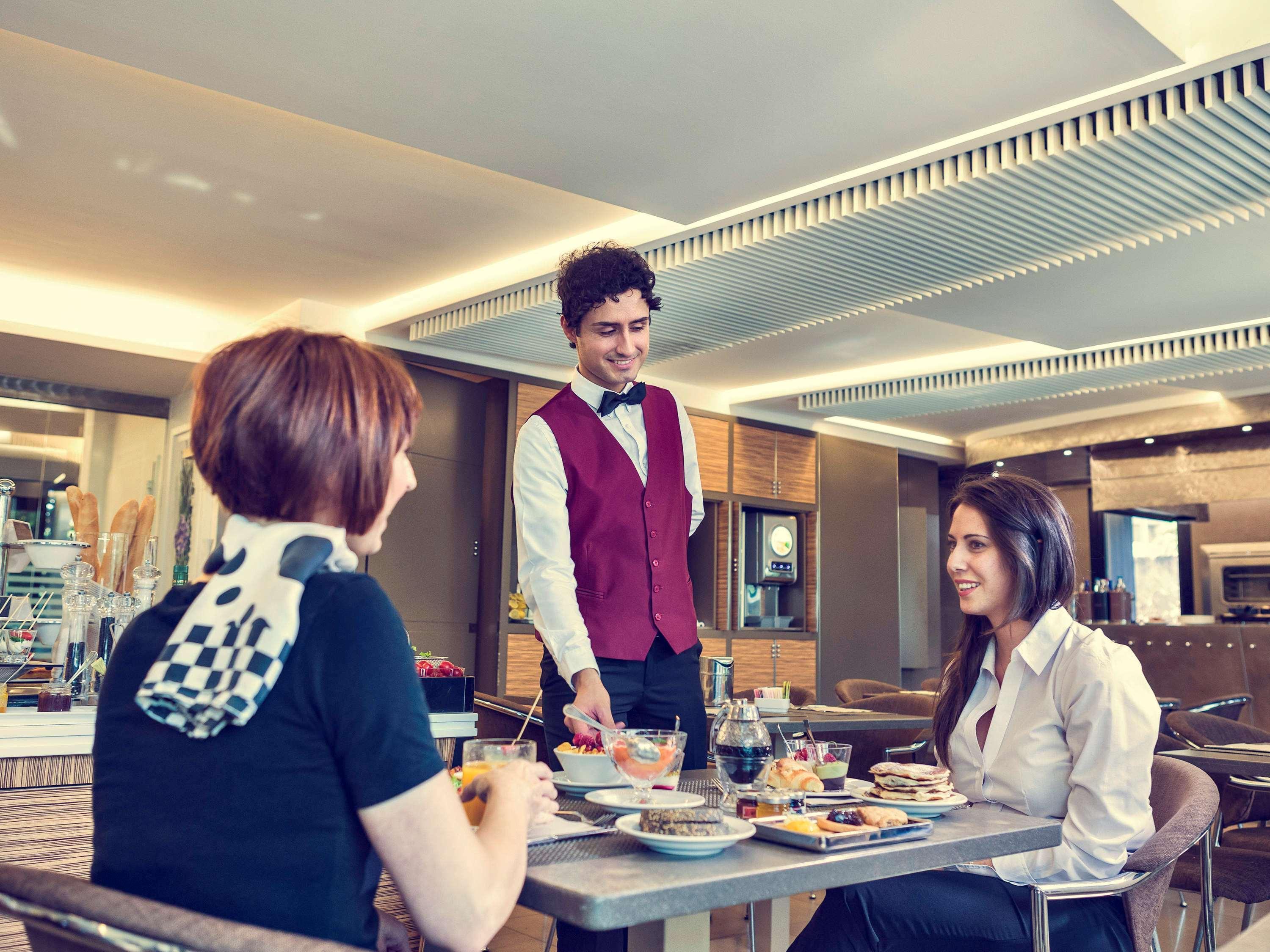 Mercure Romanazzi Carducci Hotel 4*