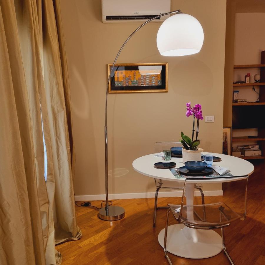 L' Approdo12 Holiday home Bari