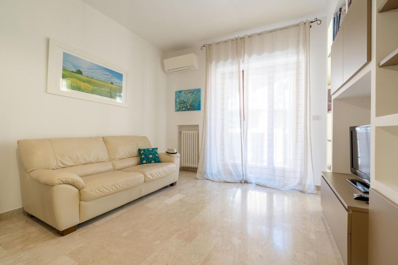 Universita & Stazione Airy With Parking Bari