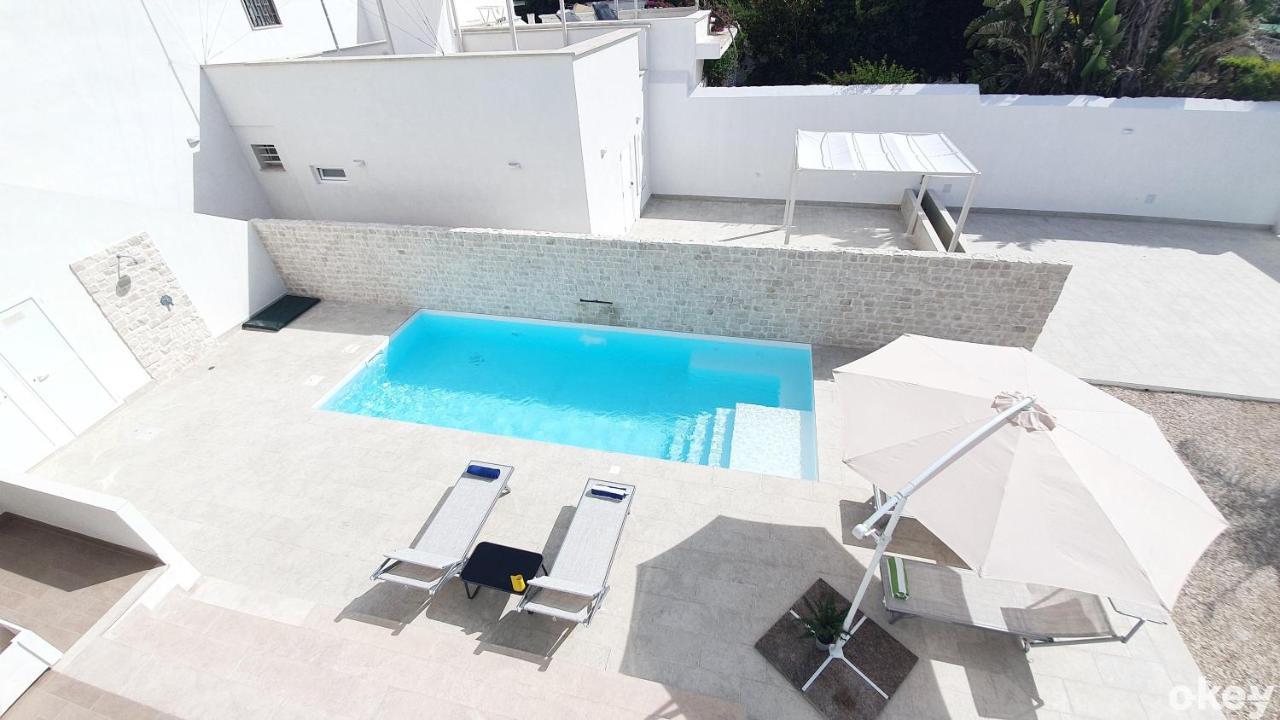 Apartment Mediterranea - Seaview, Pool & Garden