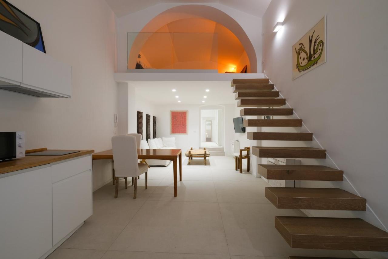 Apartament Old Stone House *