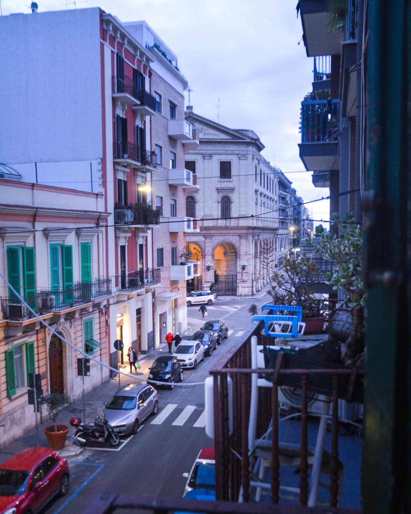Manzoni 10 Apartment *