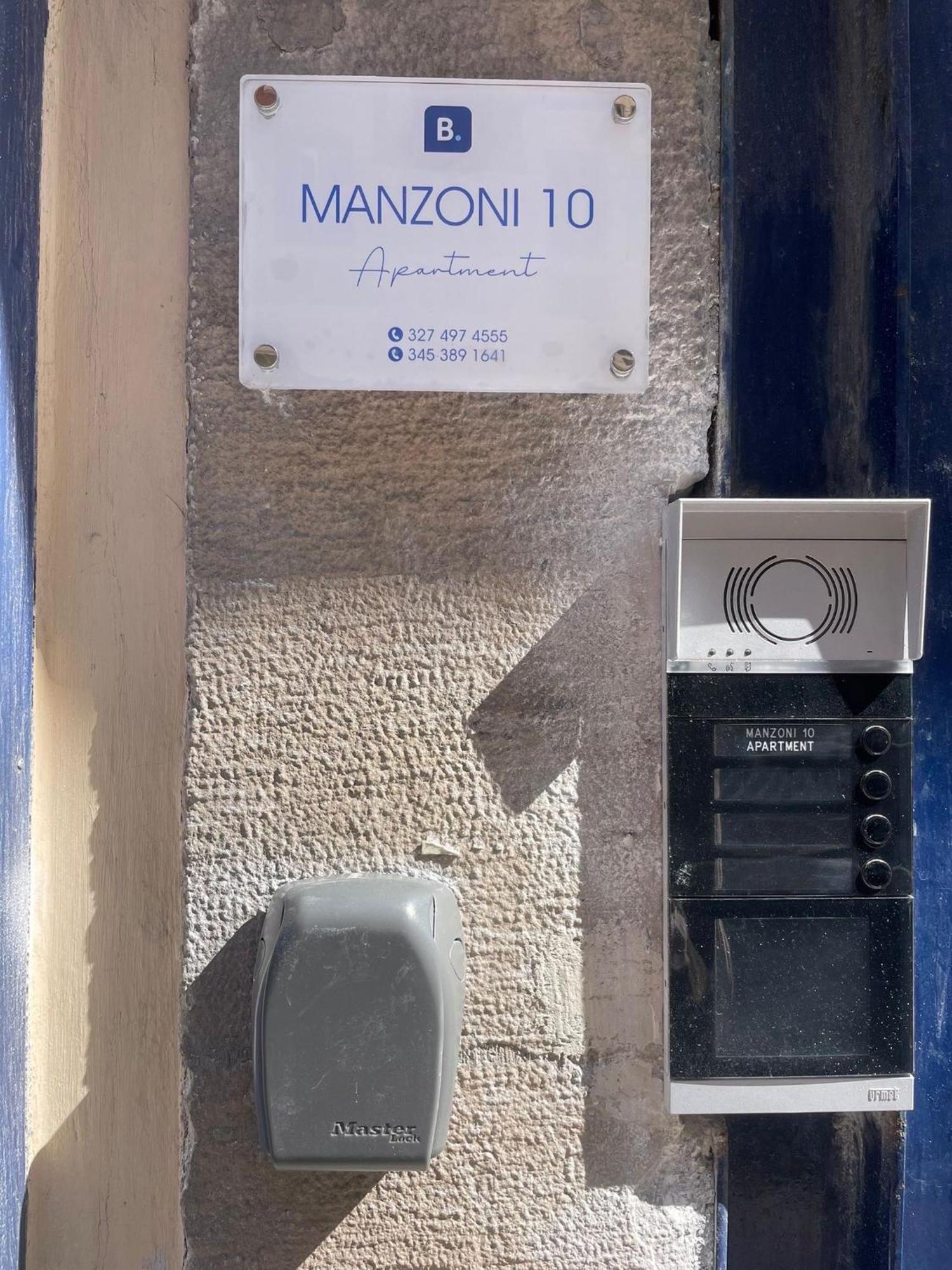 Manzoni 10 * Bari