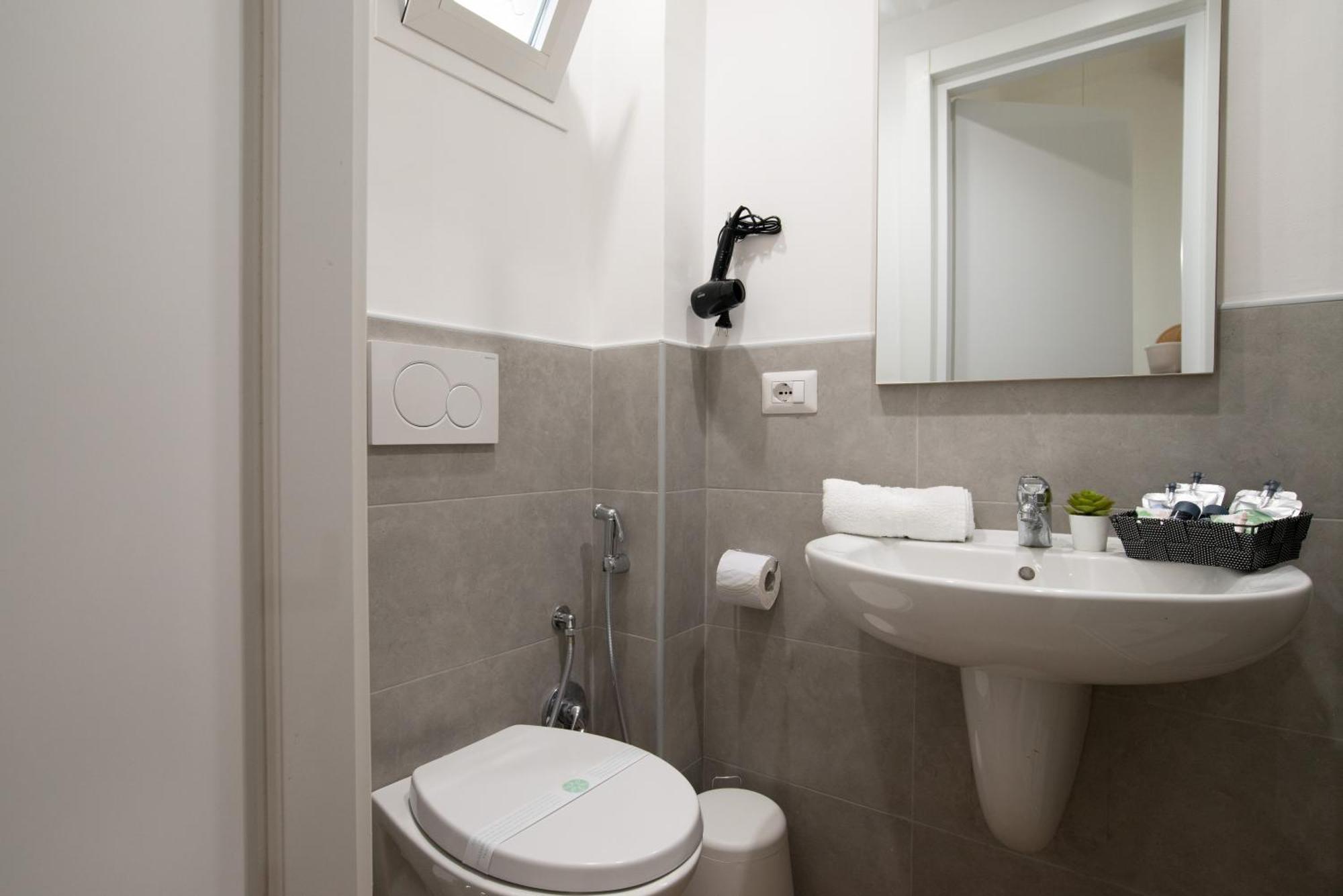 Isonzo House Apartment Bari