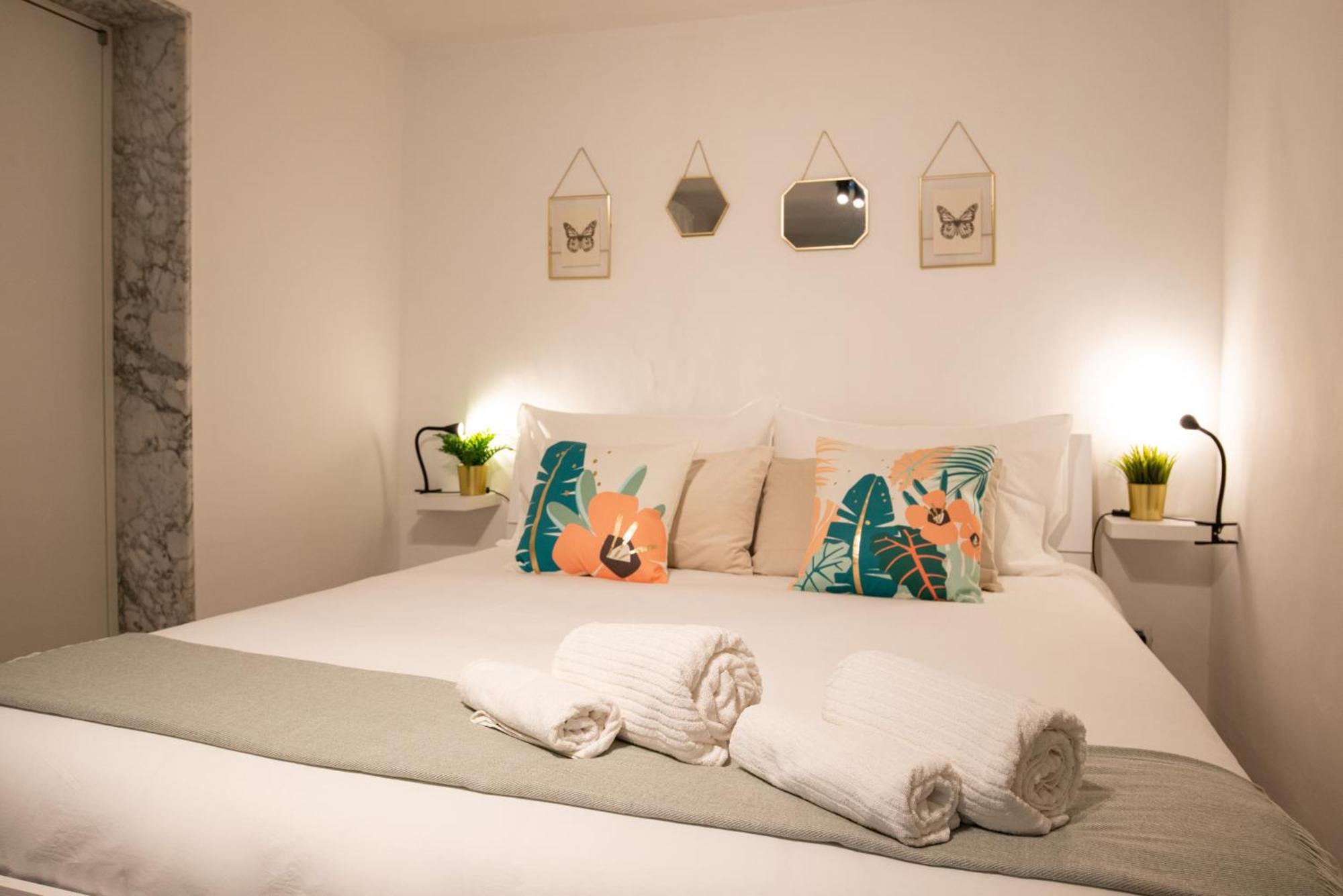 Atheneum Apartment