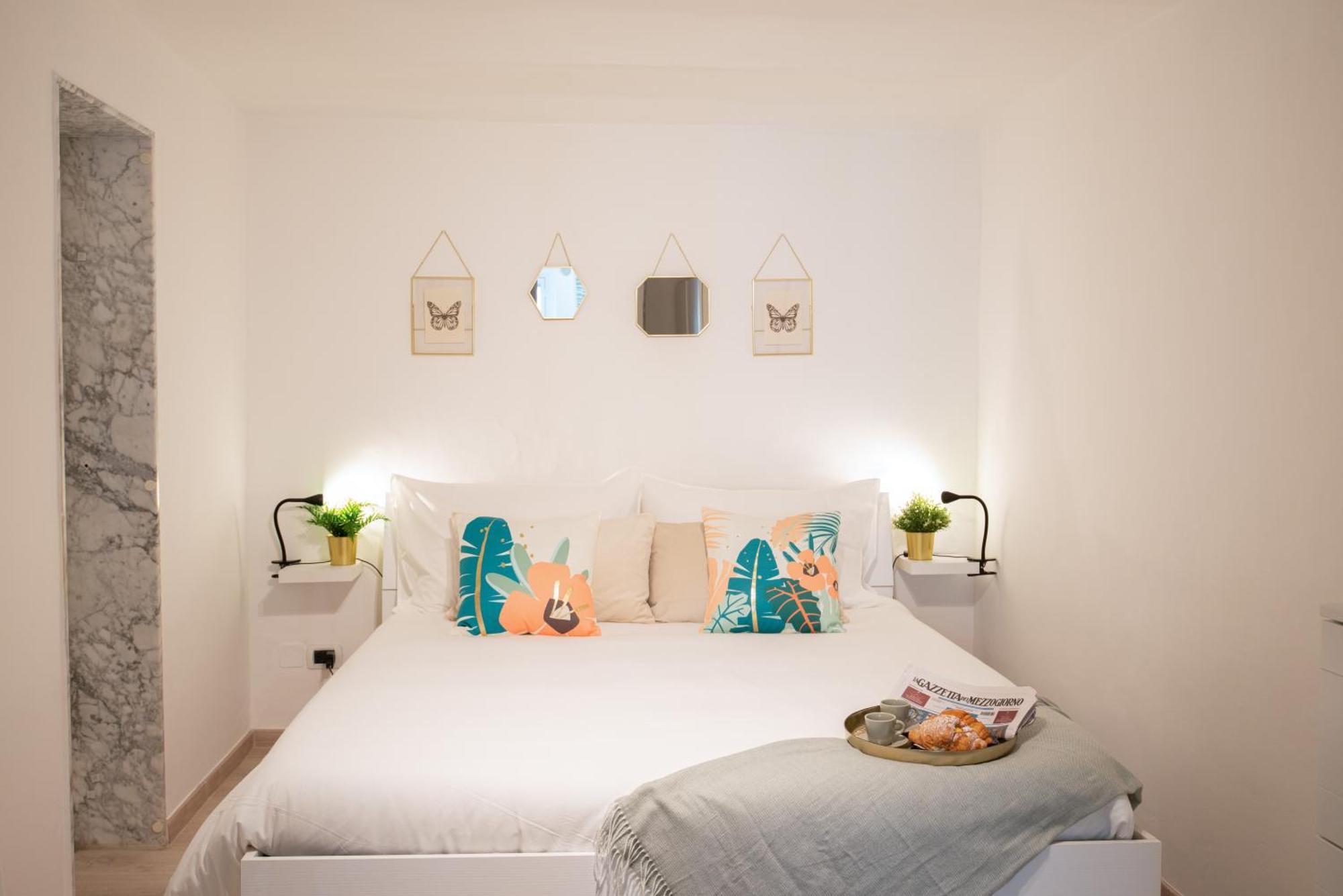 Atheneum Apartment *