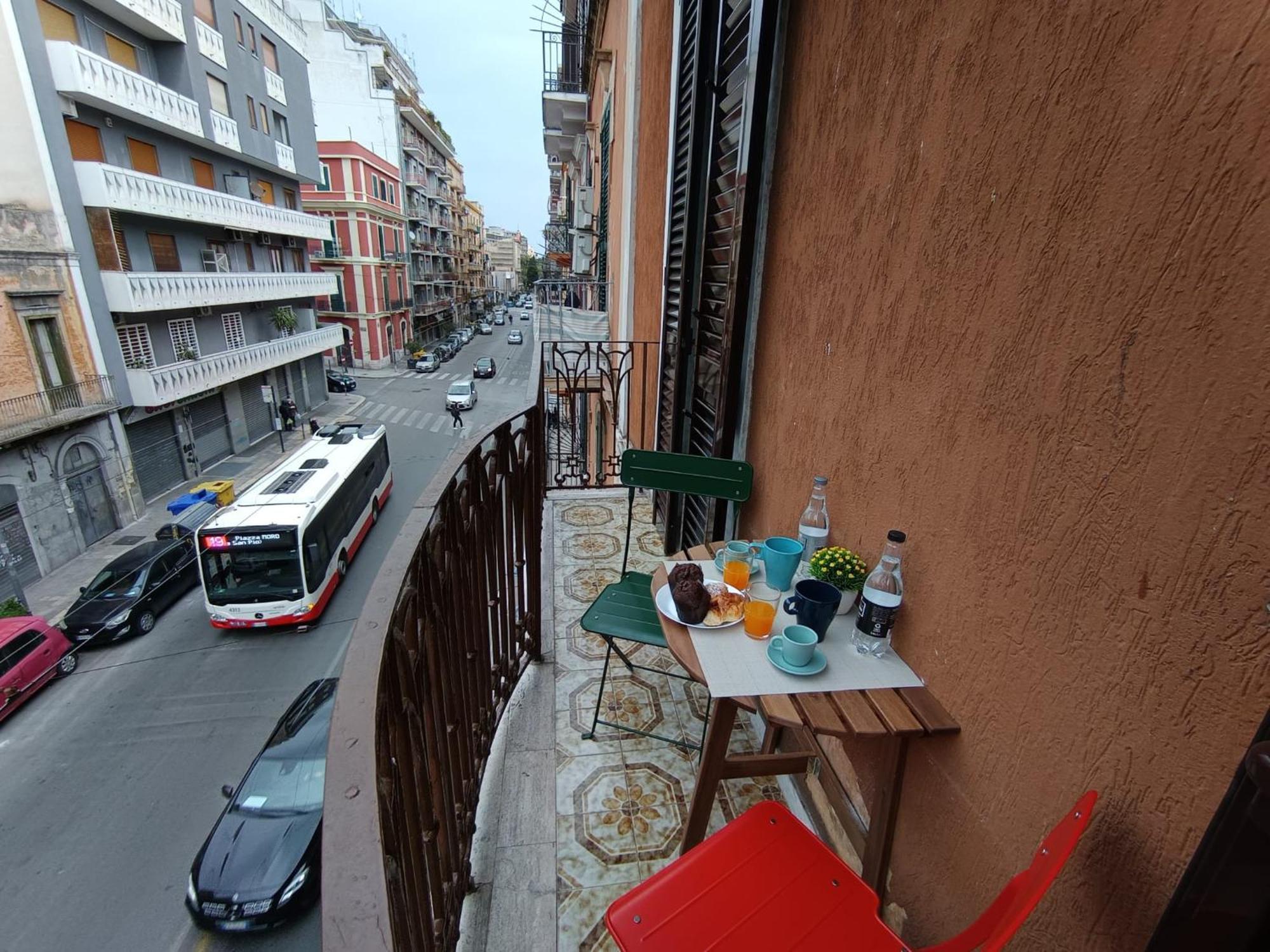 Dimora Crispi 70 Bari